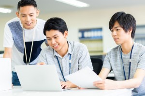 インド語のマーケティングアシスタント