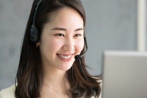 多言語コールセンターの通訳