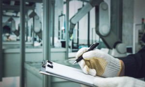 自動車部品の電気保全