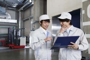 紙づくりの機械メンテナンス