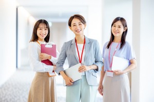 貿易事務の英語アシスタント