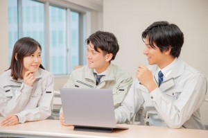 車のアンダーボティ設計