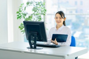 中国語の通訳スタッフ