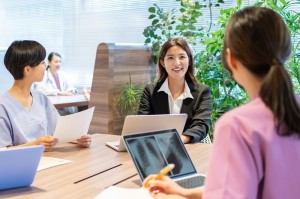 中国語のライバー業務