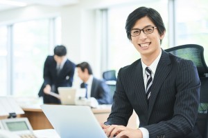 英語の営業アシスタント