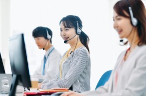 多言語コールセンターの通訳